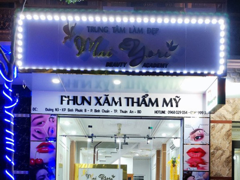 Bảng hiệu quảng cáo